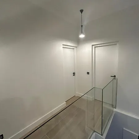 Bel Air - 240m2 - Freshly Completely Renovated - - Pool - No Party Allowed - No Bachelor-ette *