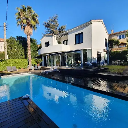Villa Bel Air - 240m2 - Freshly Completely Renovated - - Pool - No Party Allowed - No Bachelor-ette *